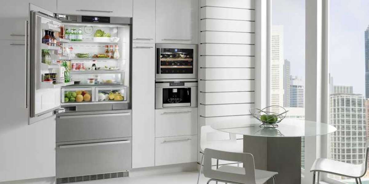 How Smart Refrigerators Keep Your Food Fresher, Longer