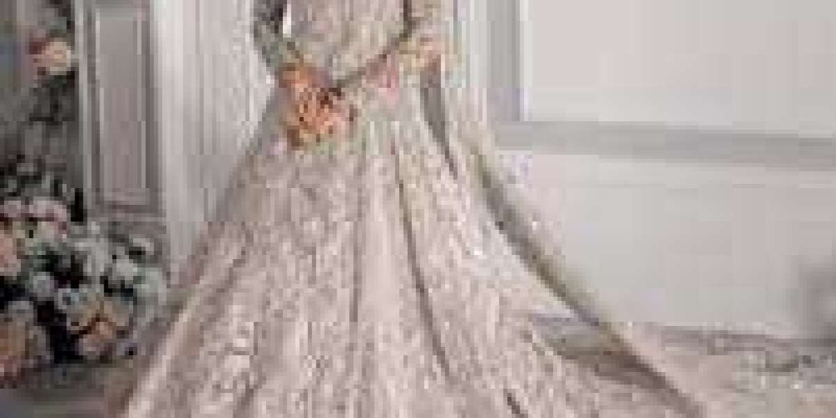Which Pakistani Designer Bridal Gown is Right for You?