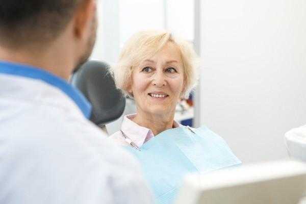 emergency dentist in Warrington