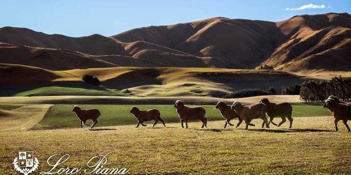 Loro Piana will host the ceremony for the third year in a row