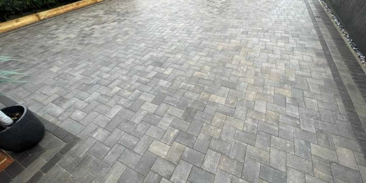 Affordable Driveways Bournemouth Contractors Offering Resin and Block Paving