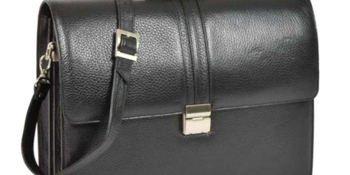 Find the Perfect Mens Leather Briefcase for Your Work and Travel