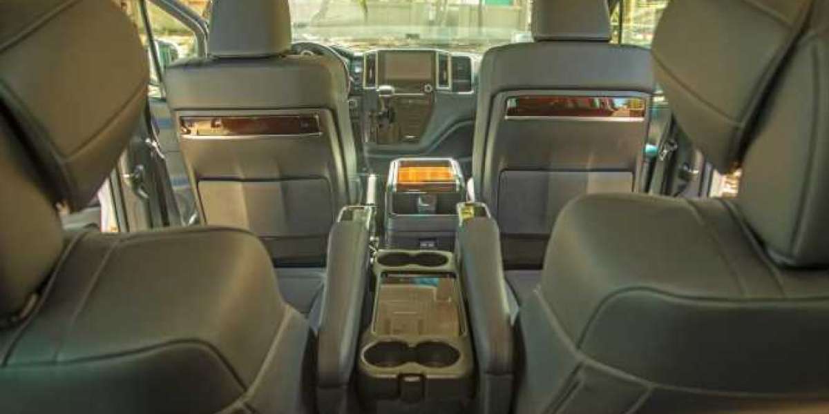 Experience Refined Travel with Luxury Vans and Liberia Airport Transfers