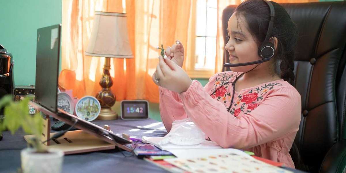 Education Resource Hub: Centralizing Tools for Smarter Learning