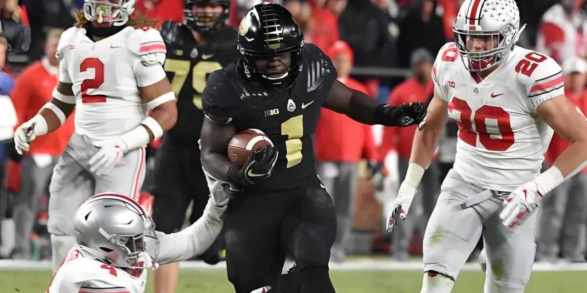 If you're eager to get your hands on EA SPORTS College Football 26