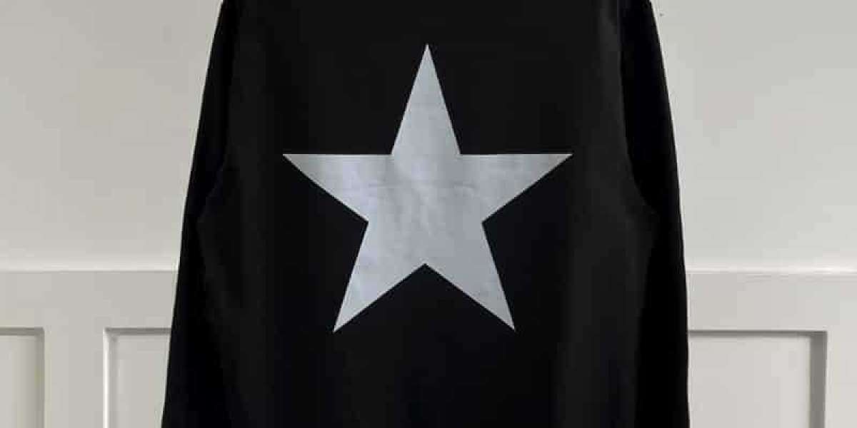 Essentials Star Sweatshirt Black Where Comfort Meets Iconic Style