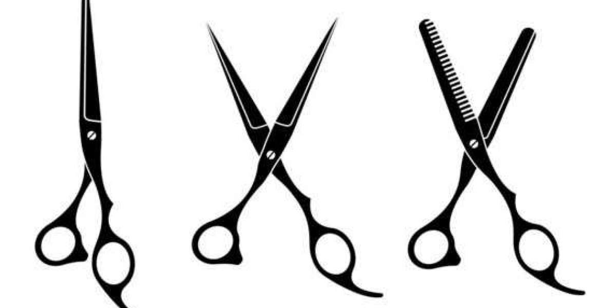 Thinning Scissors vs. Texturizing Scissors: What’s the Difference?