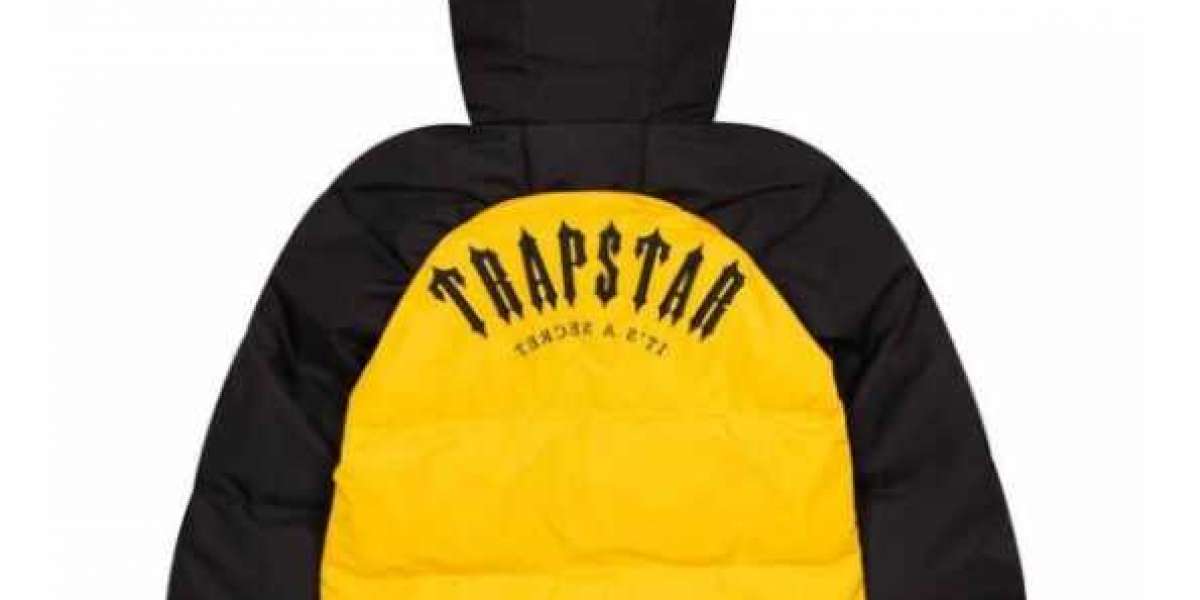 Trapstar UK Official: Jackets, Tracksuits and Hoodies for Bold Streetwear