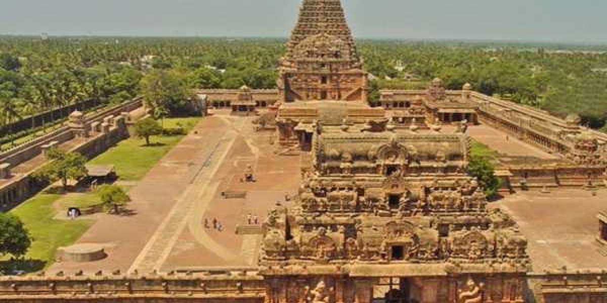 Enjoy the Best Luxury Tours South India with AKG Travel & Tours