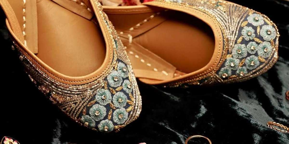 Bridal Juttis: Step Into Elegance and Comfort on Your Wedding Day