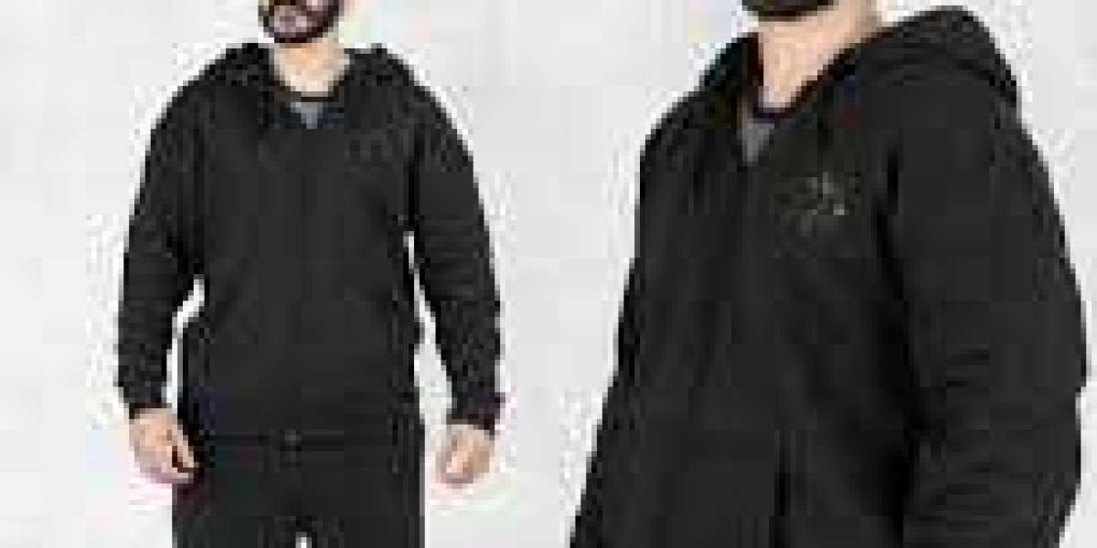 Men’s Guide to Summer Tracksuits: Comfort Meets Fashion