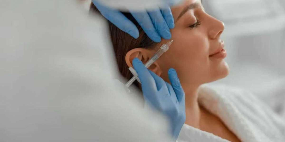 How Does Skin Booster Injection in Dubai Improve Texture?