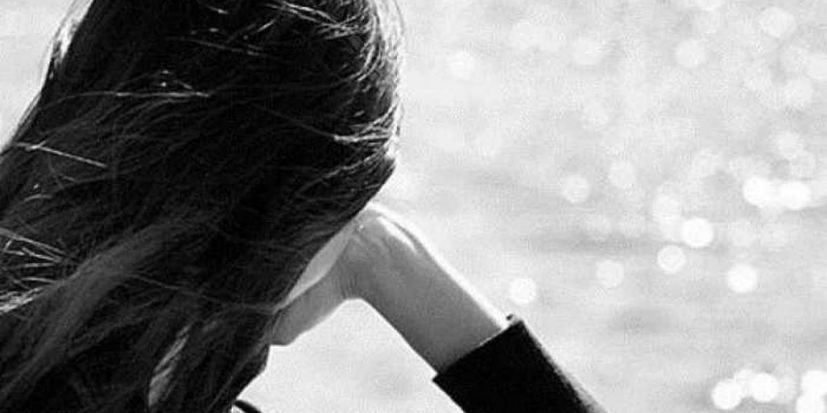 Panthers ship Ian Thomas in the direction of IR between flurry of roster moves